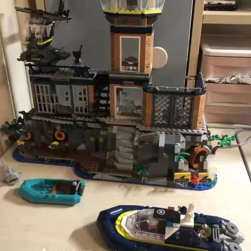 Sea Prison Island Police Blocks with Speedboat MOC Toy City Series 60419