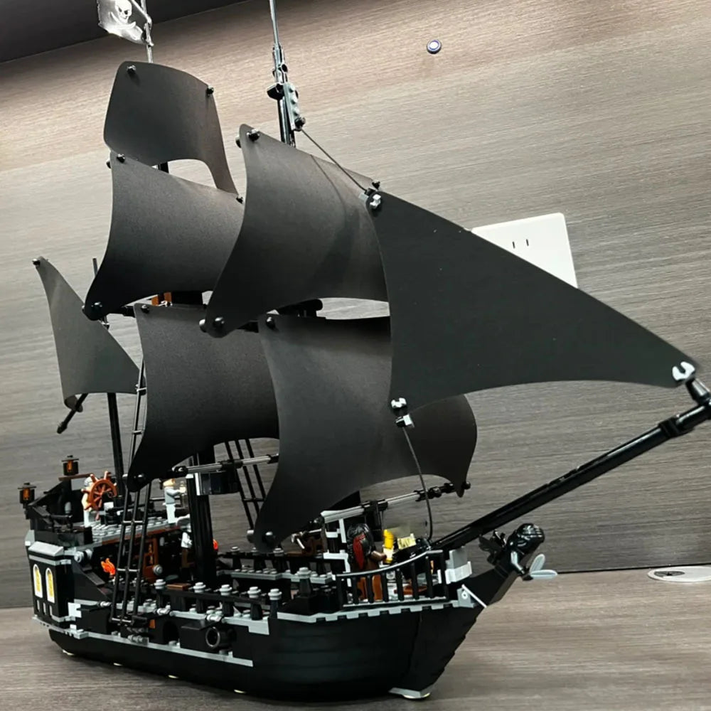 Pirates Of The Caribbean Ship Queen's Revenge Warship Black Pearl Sailboat Building Block Bricks